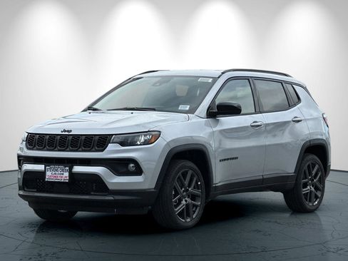 New 2026 Jeep Compass Latitude image 8