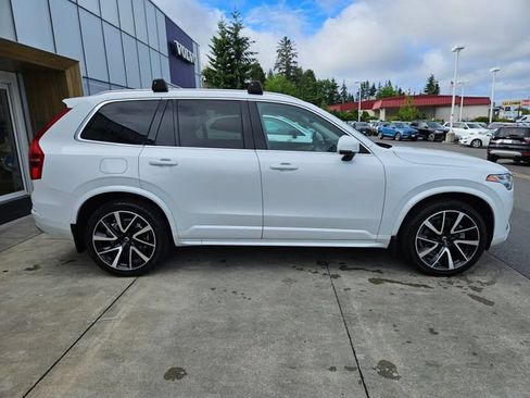 Used 2021 Volvo XC90 T6 Momentum w/ Advanced Package AWD/4WD image 4