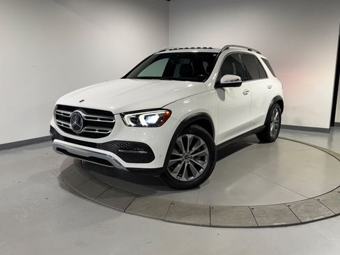 Used 2020 Mercedes-Benz GLE 450 4MATIC w/ Premium Package image 2