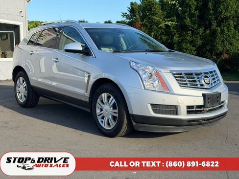 Used 2014 Cadillac SRX Luxury w/ Driver Awareness Package AWD/4WD image 7