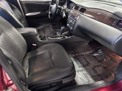 Used 2014 Chevrolet Impala LTZ image 18