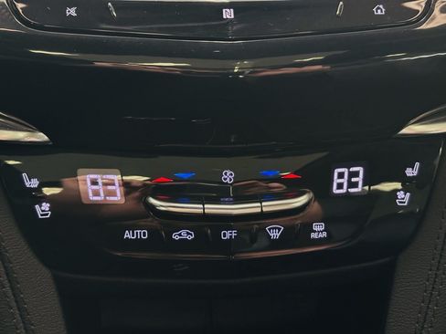 Used 2021 Cadillac XT6 Sport AWD/4WD image 59