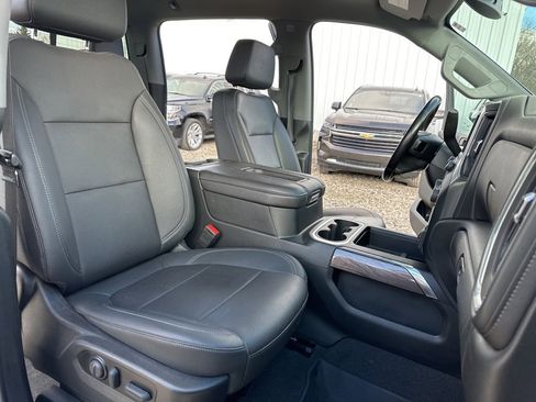 Used 2022 Chevrolet Silverado 3500 LTZ w/ LTZ Convenience Package image 21