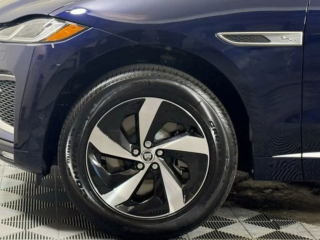 New 2026 Jaguar F-PACE R-Dynamic S AWD/4WD image 13