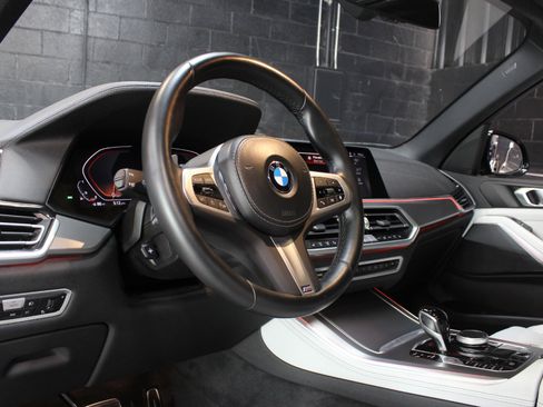 Used 2023 BMW X5 sDrive40i w/ M Sport Package image 32