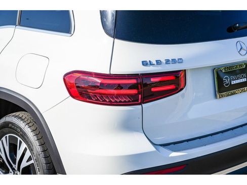 Certified 2026 Mercedes-Benz GLB 250 4MATIC image 11
