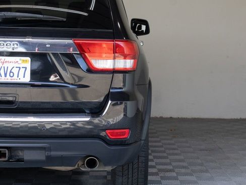 Used 2012 Jeep Grand Cherokee Overland image 12