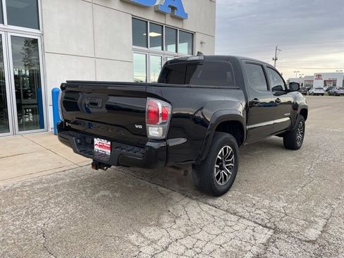 Used 2021 Toyota Tacoma TRD Sport image 5