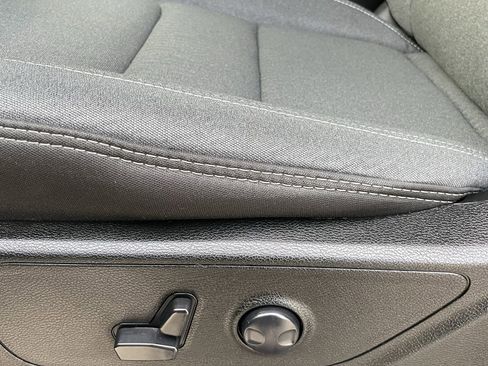 Used 2024 RAM 1500 Lone Star image 25