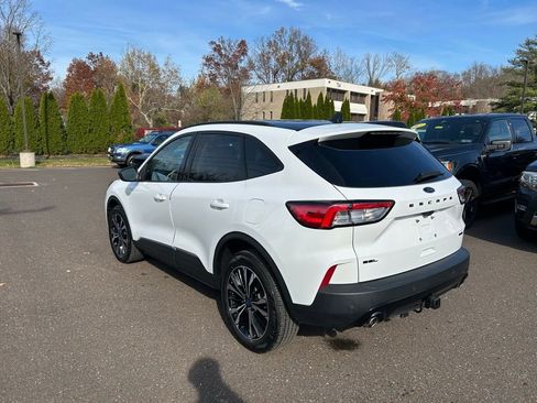 Certified 2022 Ford Escape SEL w/ SEL Stealth AWD Package image 12