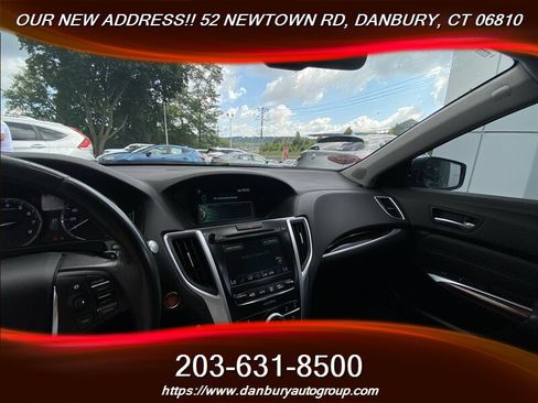 Used 2015 Acura TLX V6 FWD image 12