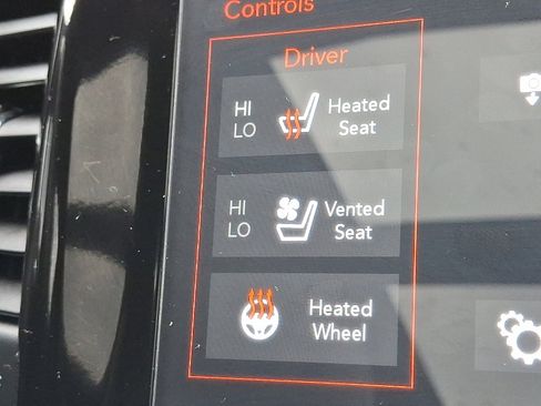 Certified 2021 Jeep Grand Cherokee Trailhawk w/ Trailhawk Luxury Group image 28