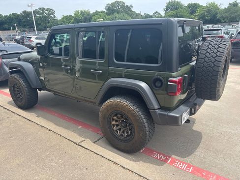 Used 2021 Jeep Wrangler Unlimited Sport AWD/4WD image 6