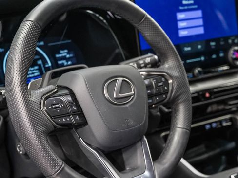 Used 2025 Lexus TX 500h AWD w/ Technology Package image 20