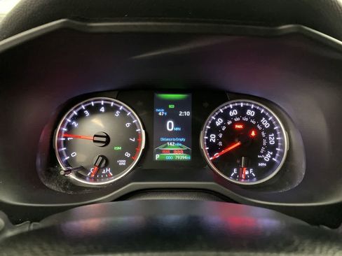 Used 2021 Toyota RAV4 XLE image 28