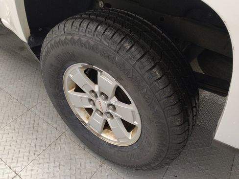 Used 2017 GMC Canyon 2WD Crew Cab w/ Convenience Package image 31