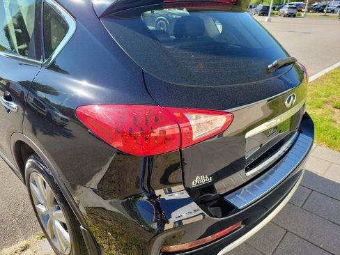 Used 2017 INFINITI QX50 AWD w/ Premium Package image 15