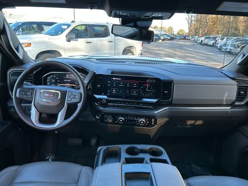 Used 2025 GMC Sierra 1500 SLT image 24
