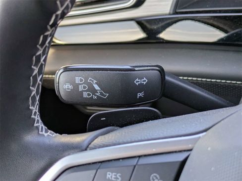 Certified 2024 Volkswagen Atlas Cross Sport SE image 35