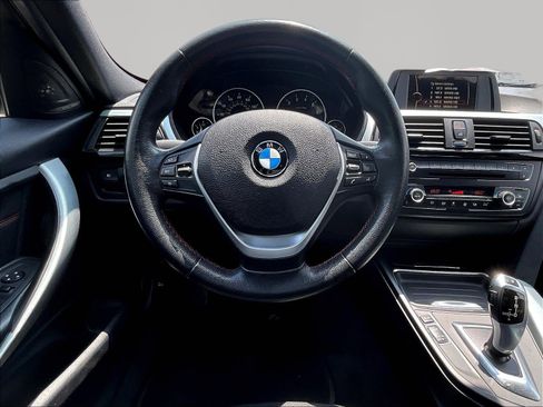 Used 2014 BMW 328i xDrive Sedan AWD/4WD image 8