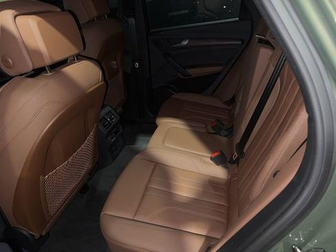 Used 2025 Audi Q5 2.0T Premium image 8