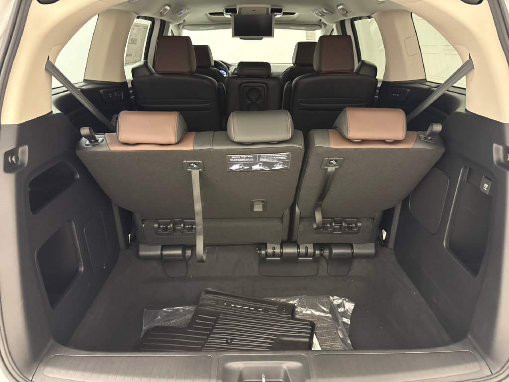New 2027 Honda Odyssey Elite image 11