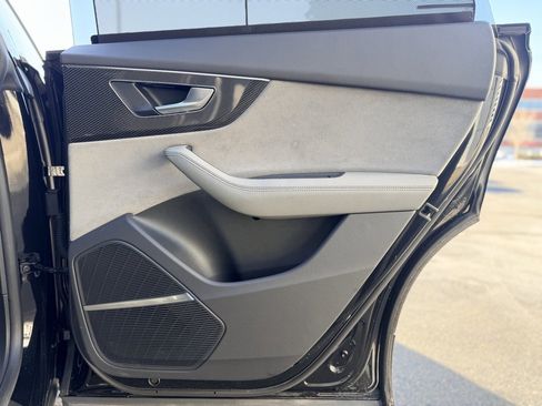 Used 2023 Audi SQ8 Prestige image 20