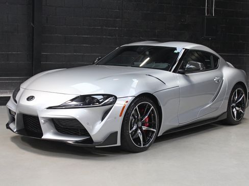 Used 2021 Toyota Supra Premium w/ Driver Assist Package RWD image 5