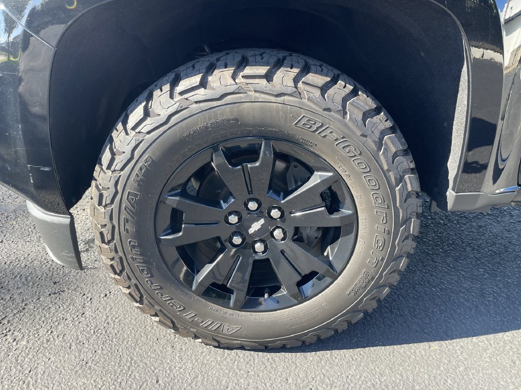 Used 2020 Chevrolet Colorado Z71 w/ Z71 Midnight Edition AWD/4WD image 31