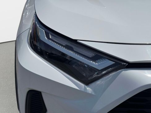 Certified 2023 Toyota RAV4 XLE w/ Convenience Package AWD/4WD image 6