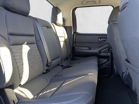 Used 2022 Nissan Frontier SV image 20