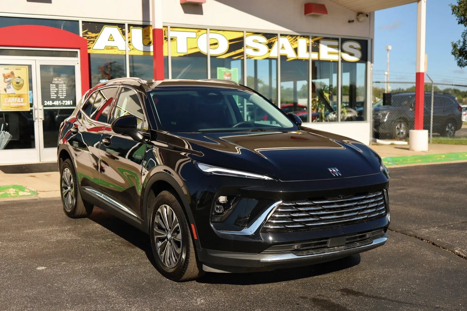 Used 2025 Buick Envision Preferred AWD/4WD image 3