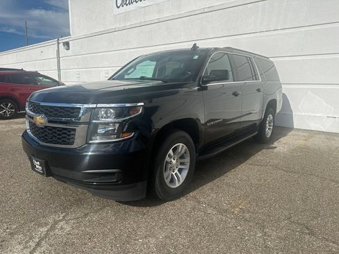 Used 2019 Chevrolet Suburban LT AWD/4WD image 2