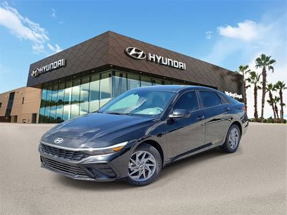 New 2025 Hyundai Elantra Blue