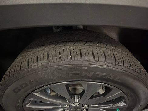 Used 2023 Chevrolet Traverse RS w/ LPO, Floor Liner Package AWD/4WD image 13