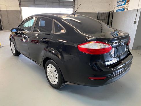 Used 2016 Ford Fiesta S FWD image 5