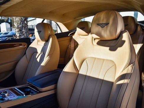 New 2026 Bentley Continental GTC AWD/4WD image 32