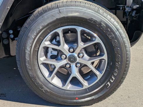 New 2026 Jeep Gladiator Sport image 11