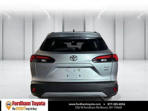 Certified 2025 Toyota Corolla Cross XLE AWD/4WD image 5
