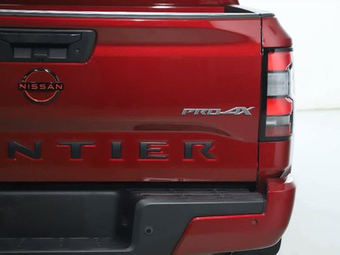 Used 2022 Nissan Frontier PRO-4X w/ Pro-4X Premium Package image 45