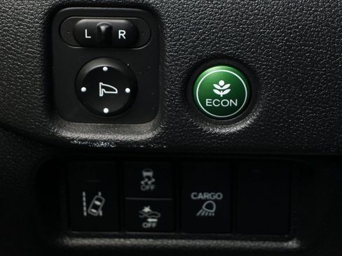 Used 2021 Honda Ridgeline Sport image 19