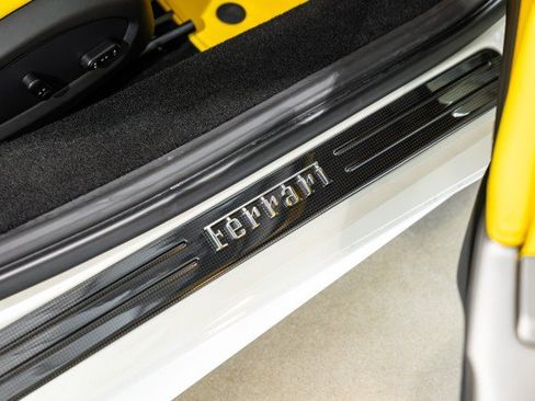 Used 2016 Ferrari 488 GTB RWD image 32