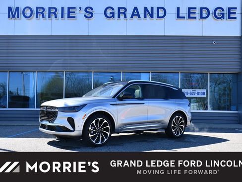 Used 2024 Lincoln Nautilus Black Label AWD/4WD image 1