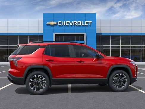New 2027 Chevrolet Equinox RS w/ Convenience Package III AWD/4WD image 5