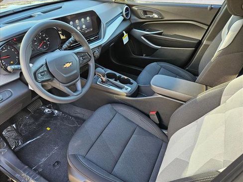 New 2026 Chevrolet Trax LS w/ Driver Confidence Package image 3