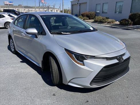 Certified 2026 Toyota Corolla LE image 7