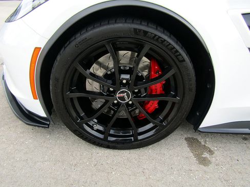 Used 2019 Chevrolet Corvette Grand Sport image 25