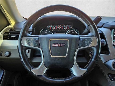 Used 2018 GMC Yukon SLT w/ Open Road Package image 11