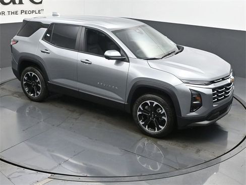 New 2026 Chevrolet Equinox LT w/ Safety and Technology Package image 26