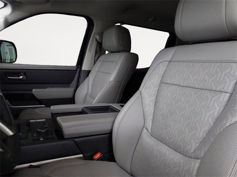 Used 2023 Toyota Tundra Limited w/ TRD Off-Road Package image 9